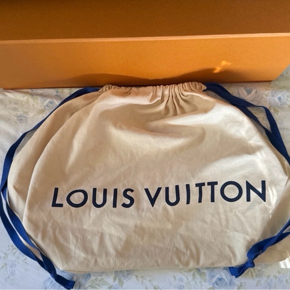 Louis Vuitton Black Monogram Duffel Bag - Picture 6 of 12